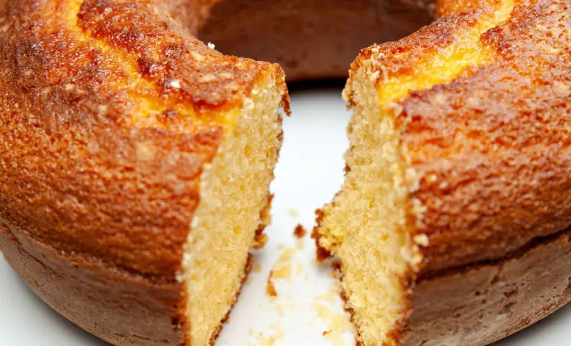 Receita de Bolo de Fubá Fofinho e muito Irresistível