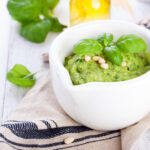Como Fazer Molho Pesto Cremoso com Ingredientes Naturais!