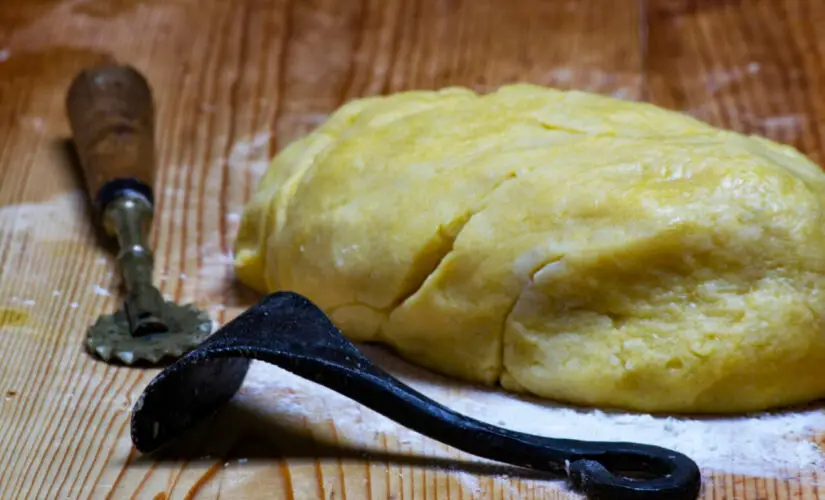 Receita de Massa de Pastelão Tradicional e Fácil