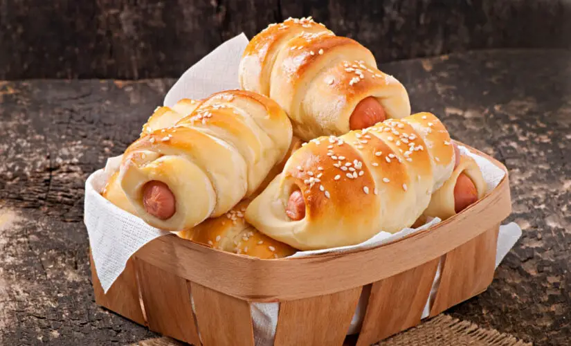 Enroladinho de Salsicha uma Receita Prática e Irresistível