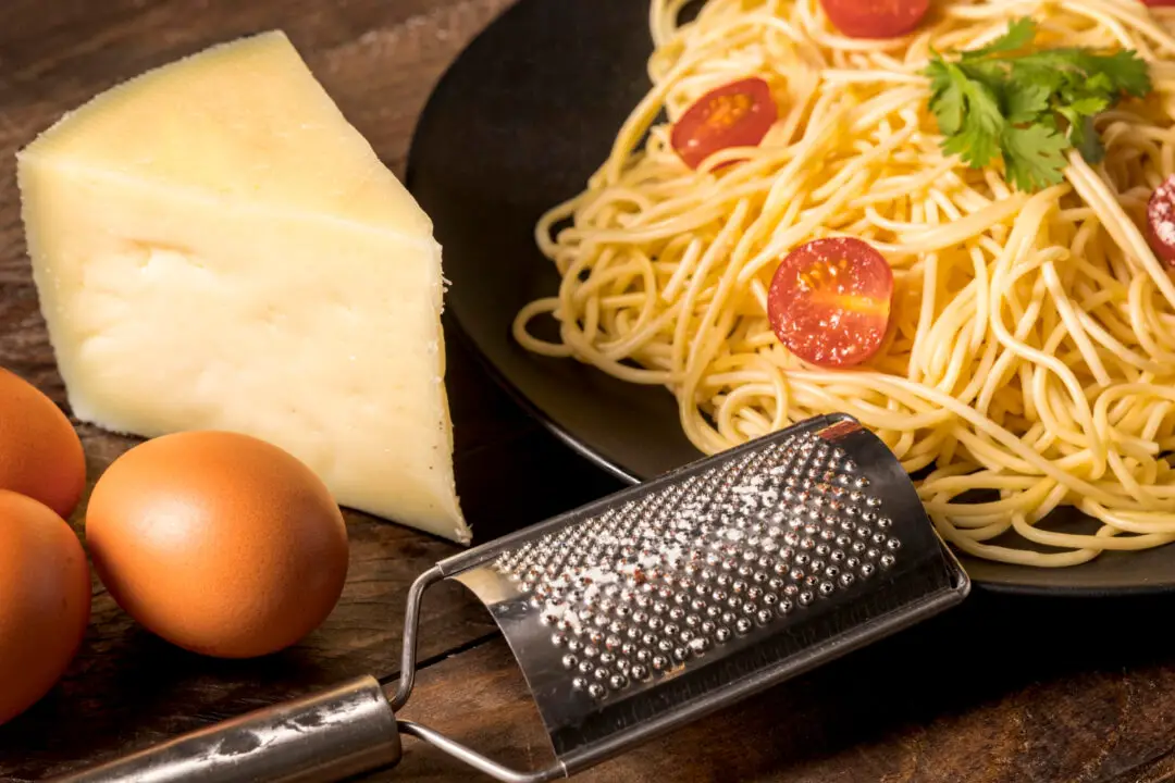 A Melhor Receita de Macarronada Caseira com Molho Vermelho!