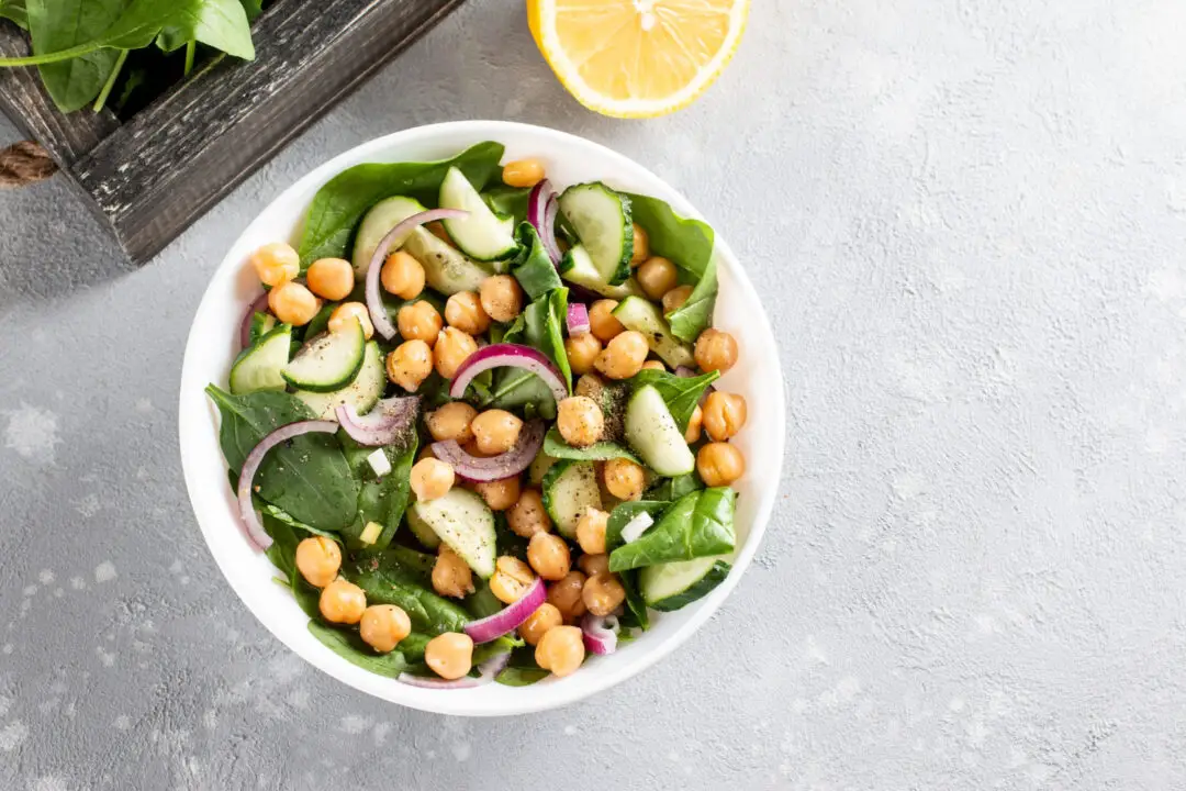 Como Fazer Salada de Grão de Bico em 25 Minutos!