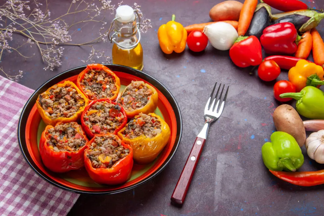 Receita de Pimentão Recheado com Frango ou Carne!