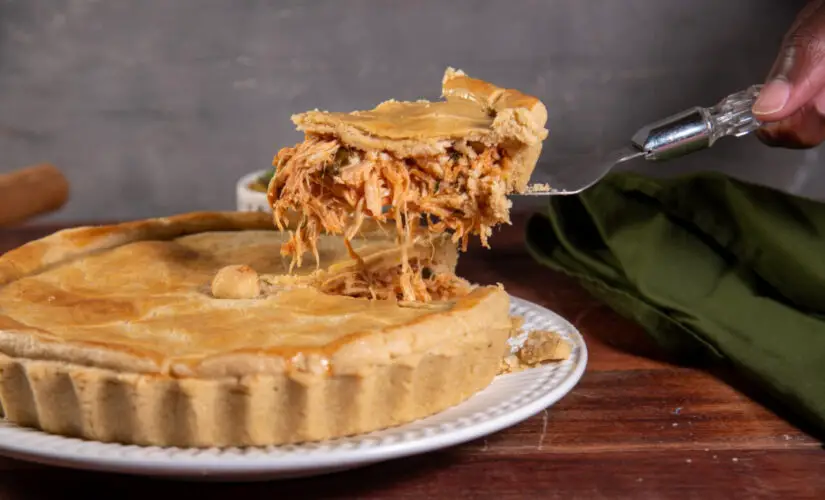 Quiche de Frango uma Receita Prática Cremosa e Perfeita para Qualquer Ocasião