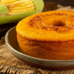 Bolo de Milho Cremoso de Lata uma Receita Rápida Econômica e Perfeita para o Café