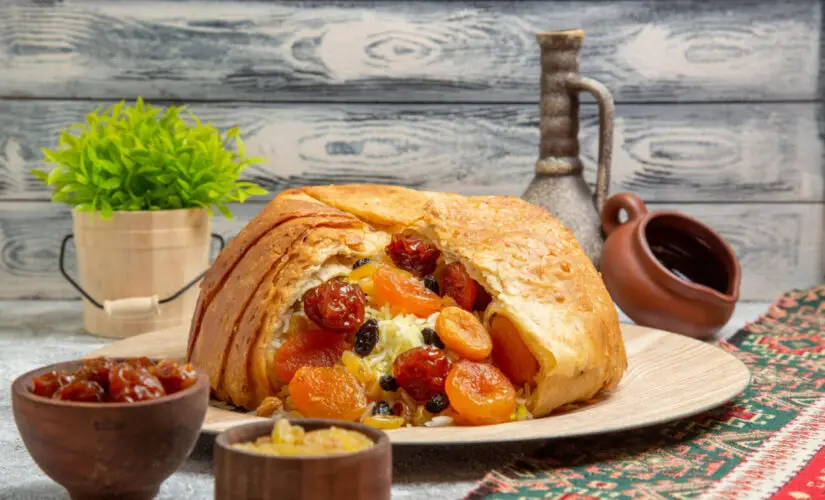 Torta de Salsicha com Massa Fofinha e Recheio Cremoso