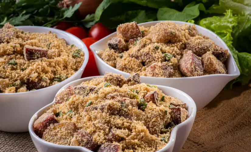 Farofa de Banana da Terra uma Receita Rústica Doce e Salgada Perfeita para Acompanhar Pratos Tropicais