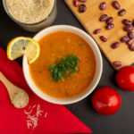 Caldo de feijão batido no liquidificador cremoso, nutritivo e fácil de preparar