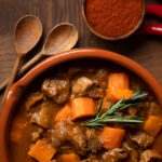 Carne de panela com pimentão macia, suculenta e cheia de sabor