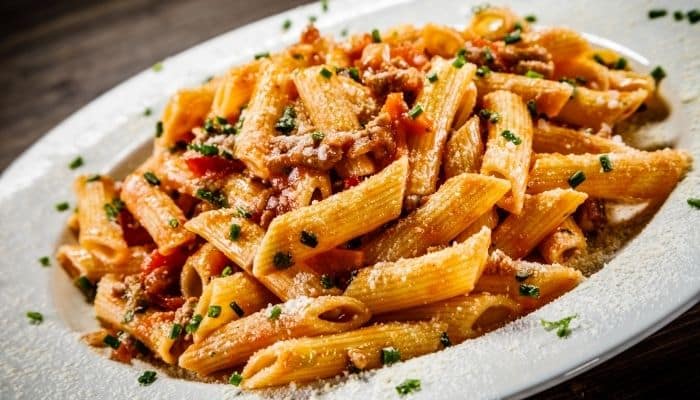 Macarrão na Panela de Pressão Olha que delícia pra fazer hoje