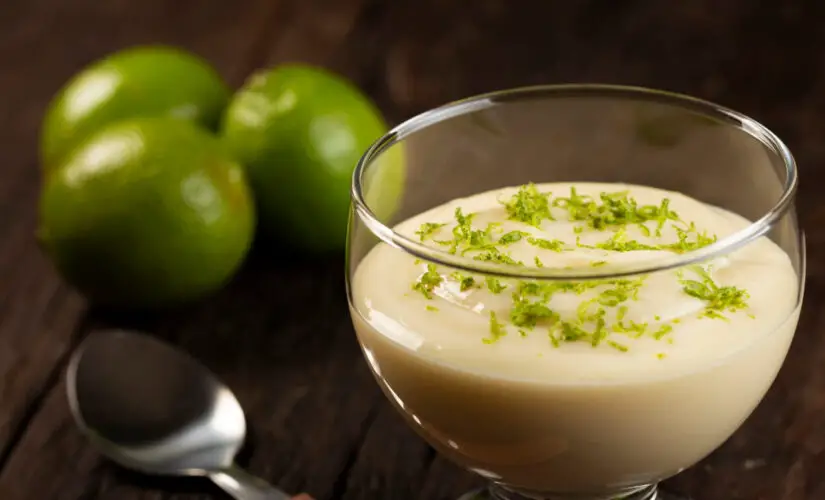 Mousse de limão com gosto de infância e almoços em família