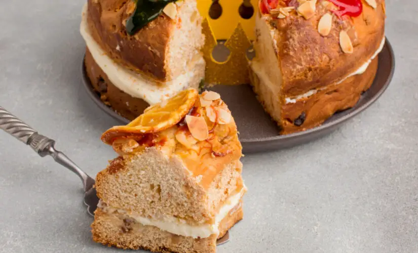 Bolo indiano com cheiro de canela e sabor de carinho caseiro