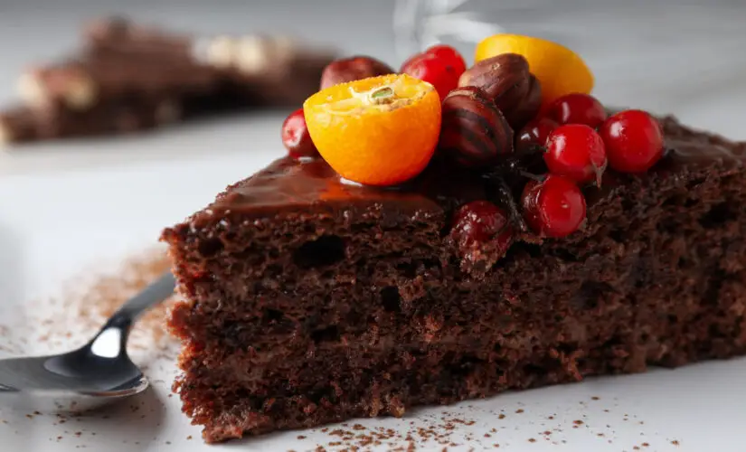 Receita de Bolo de Chocolate de Liquidificador com Poucos Ingredientes