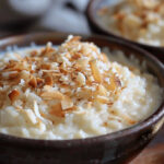 Arroz doce com coco cremoso e com sabor de casa de vó