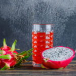 Suco de pitaya refrescante, nutritivo e com cor que encanta