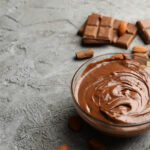 Receita do creme de chocolate cremoso, fácil e com sabor intenso