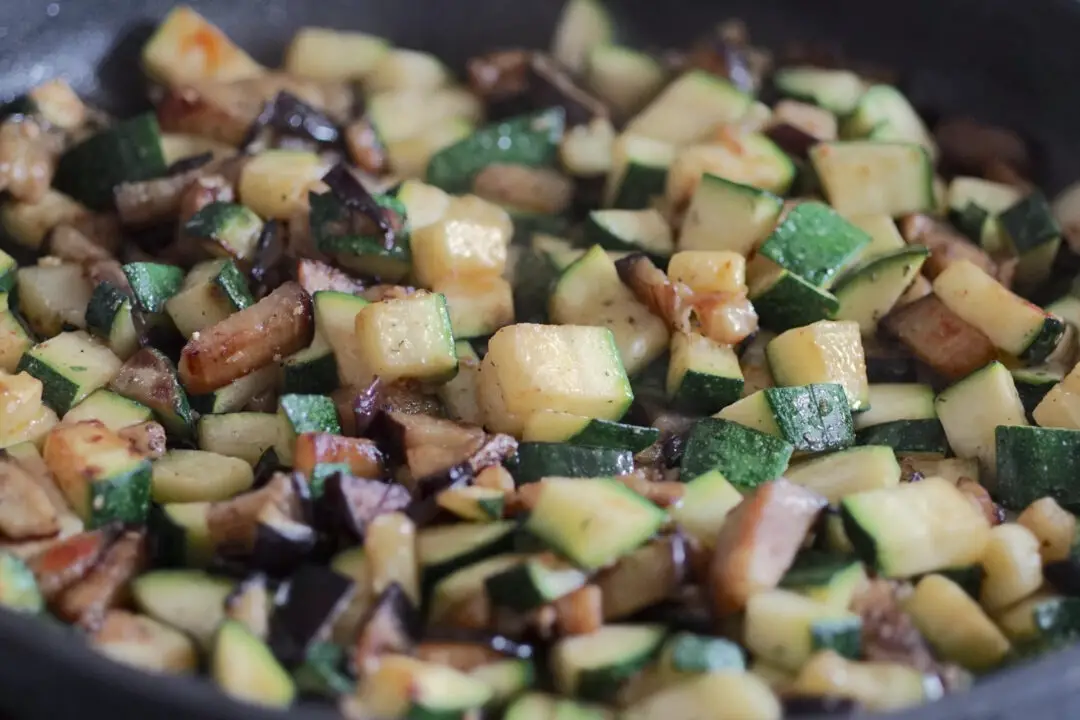 Abobrinha Refogada uma Receita Leve Simples e Perfeita para o Dia a Dia