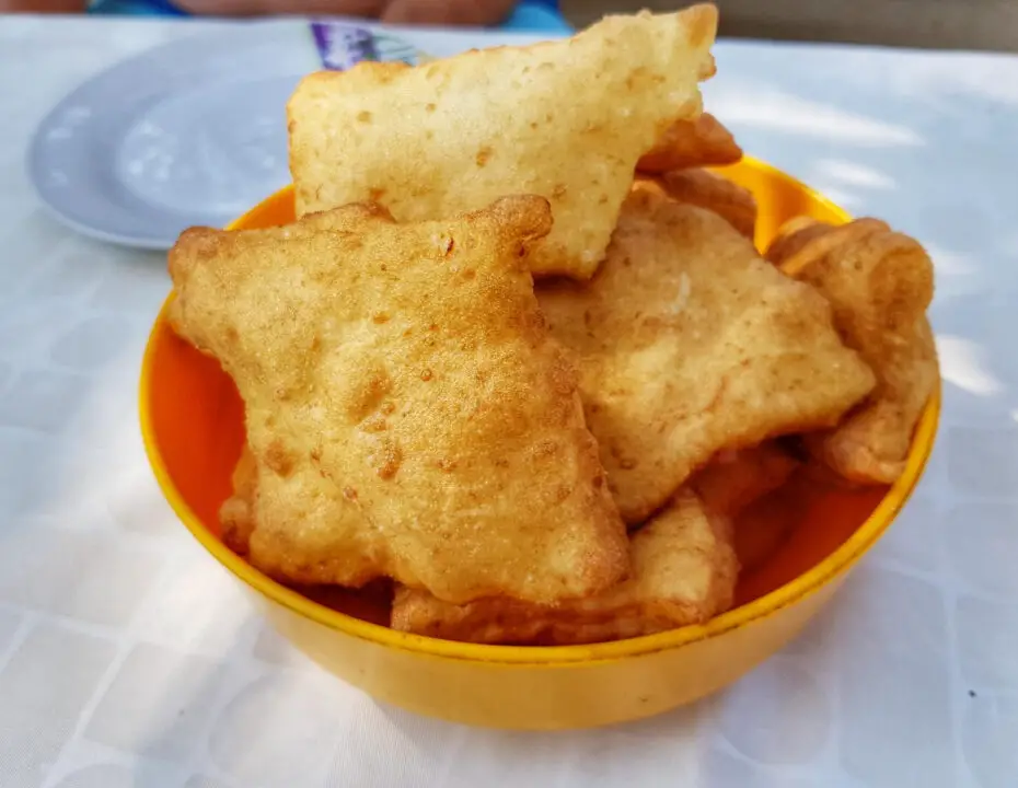 Massinha de Pão Frita uma Receita Simples Econômica e Deliciosa para Qualquer Momento