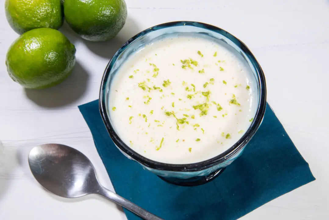 Mousse de limão com gosto de infância e almoços em família