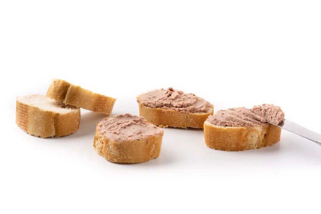 Patê de Frango cremoso fácil e ideal para lanches
