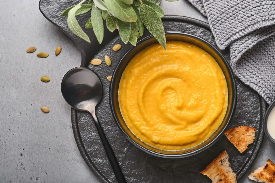 Purê de abóbora cremoso, nutritivo e cheio de sabor caseiro