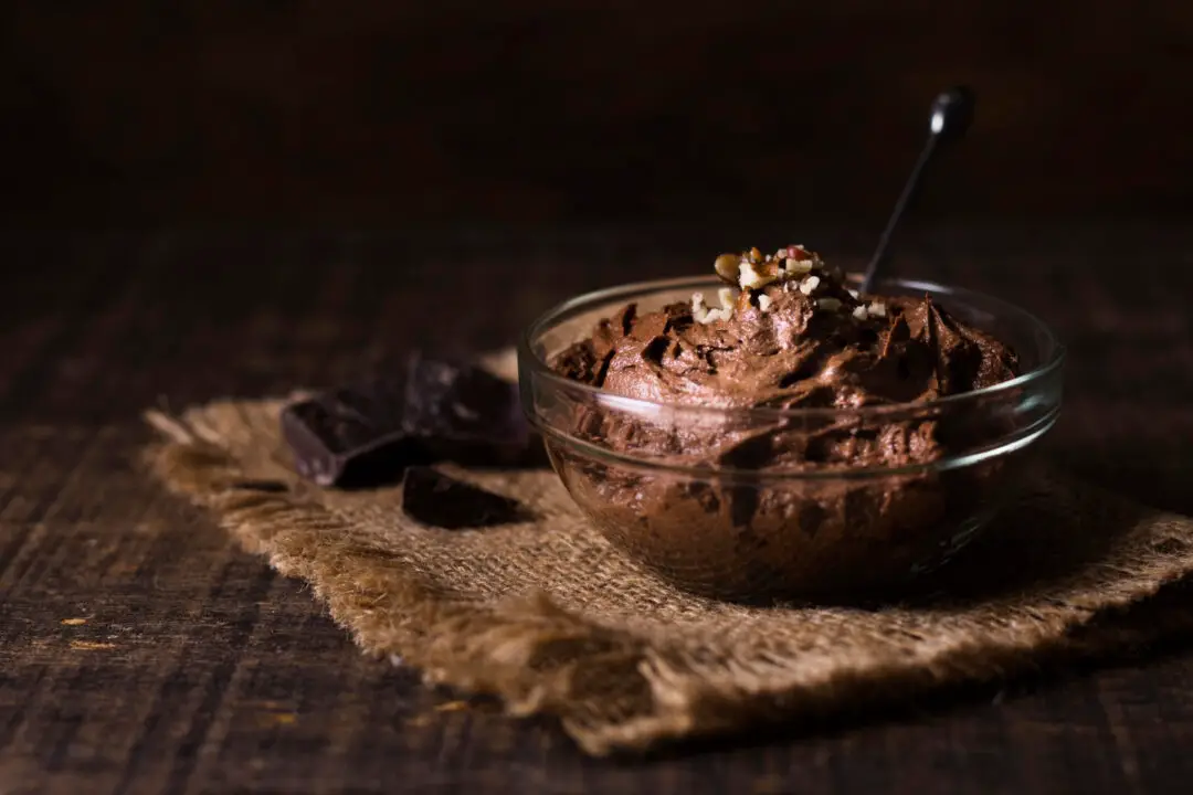 Receita do creme de chocolate cremoso, fácil e com sabor intenso