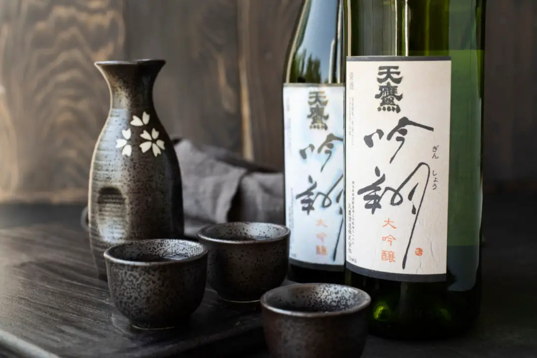 Saquê uma Bebida Tradicional Japonesa Versátil e Perfeita para Drinks e Harmonizações