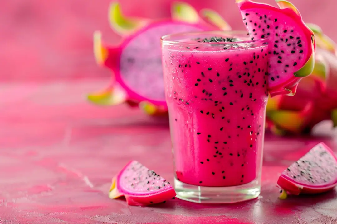 Suco de pitaya refrescante, nutritivo e com cor que encanta