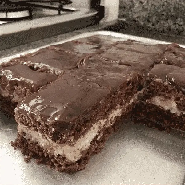 Bolo de prestigio gelado um equilíbrio delicioso de sabores