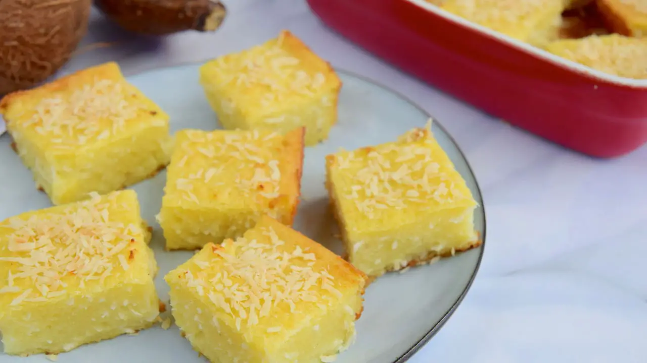Como Preparar Bolo de Mandioca Crua Sem Ficar Muito Seco