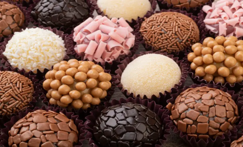 Como fazer brigadeiro de limão com chocolate branco que derrete na boca e surpreende no sabor