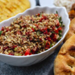 Salada marroquina refrescante com cuscuz, legumes e um toque cítrico especial