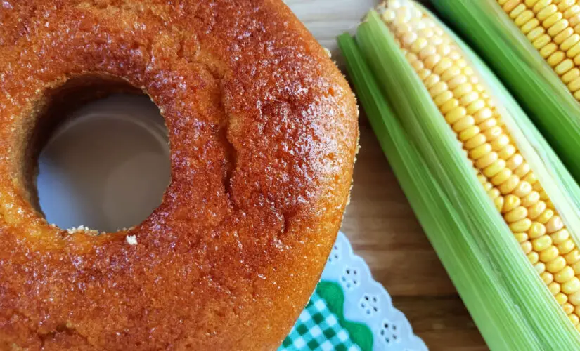 Bolo de Milho de Latinha Cremoso Muito Perfeito para o Café da Tarde