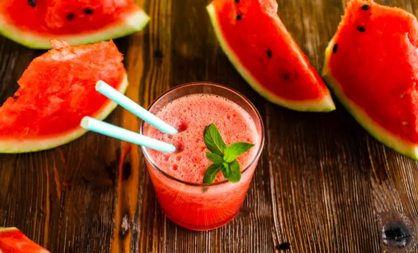 Suco de melancia natural refrescante, docinho e perfeito para qualquer momento do dia