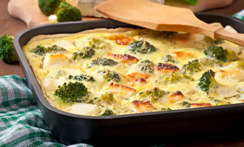 Omelete de forno fácil saudável e delicioso perfeito para qualquer refeição