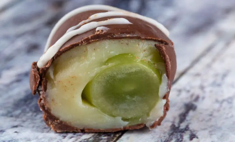 Bombom de uva uma sobremesa fácil deliciosa e perfeita para qualquer ocasião