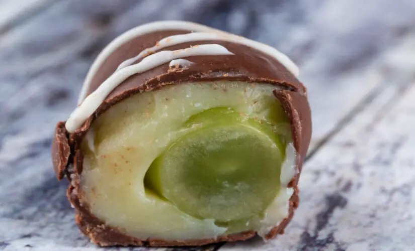 Bombom de uva uma sobremesa fácil deliciosa e perfeita para qualquer ocasião