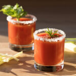 Bloody Mary drink clássico refrescante e cheio de sabor