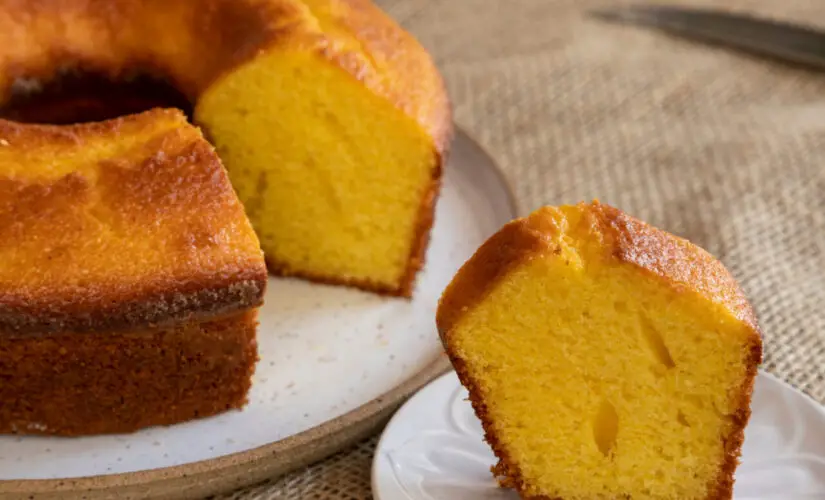 Bolo de batata doce fácil fofinho saudável e delicioso