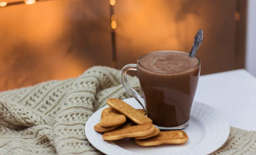 Chocolate Quente Cremoso que Aquece a Alma nos Dias Frios