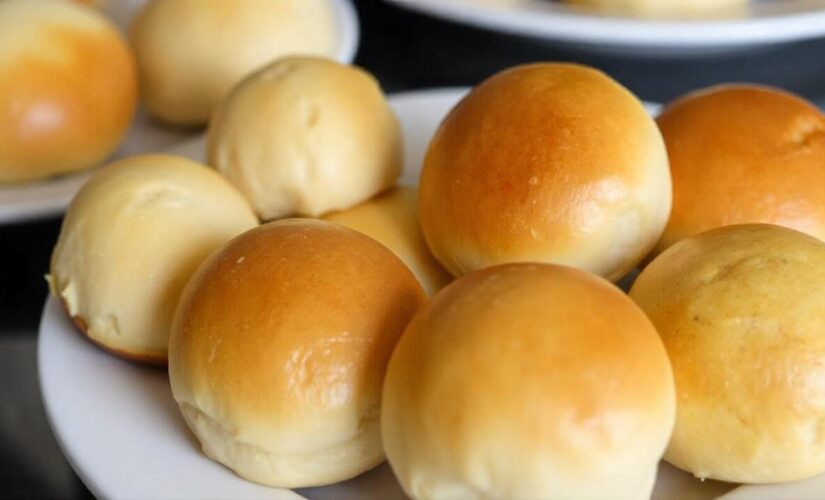 Pão de 3 Ingredientes Rápido, Fácil e Delicioso
