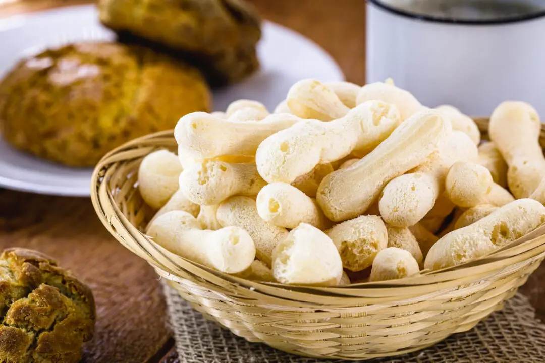 Biscoito de polvilho assado fácil e rápido igual da roça