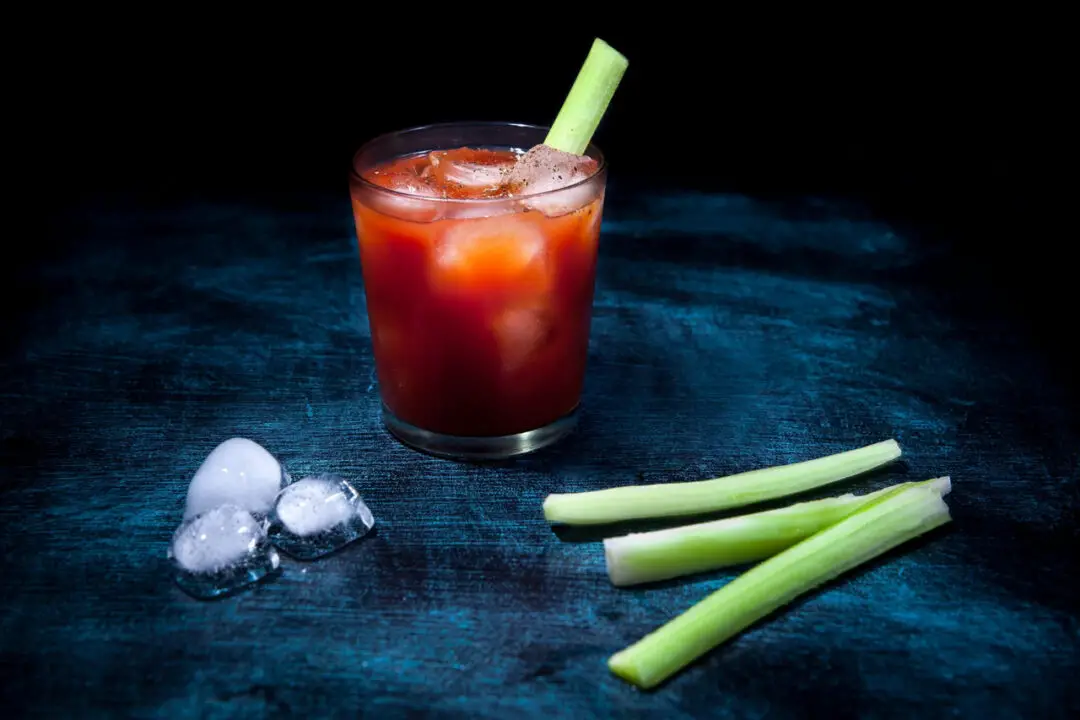 Bloody Mary drink clássico refrescante e cheio de sabor
