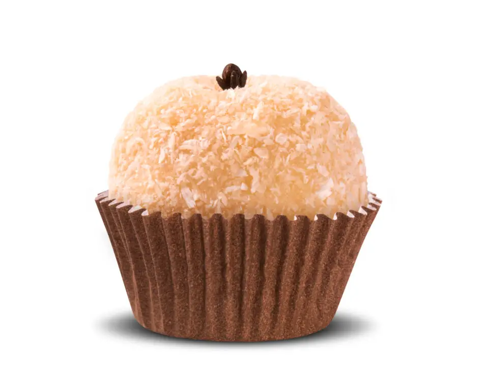 Brigadeiro de milho que surpreende pelo sabor e traz o gostinho do interior