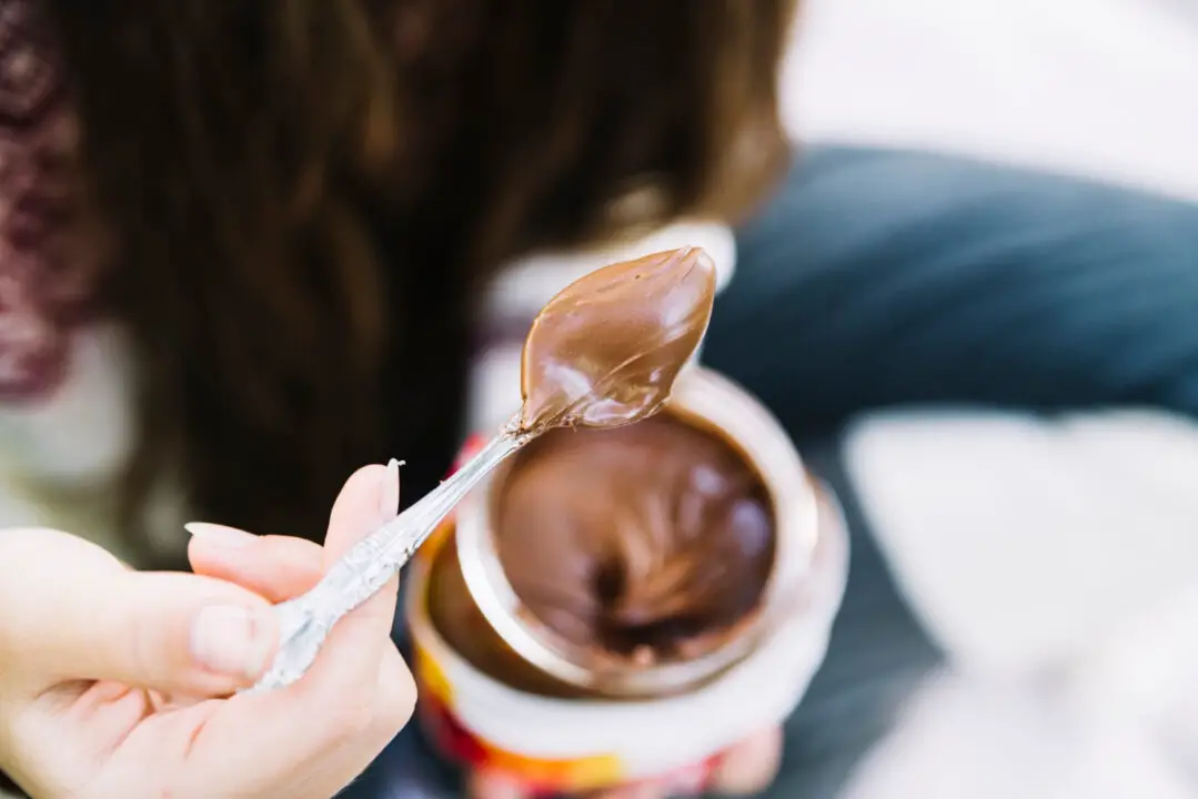 Como fazer Nutella com avelã caseira e cremosa que derrete na boca