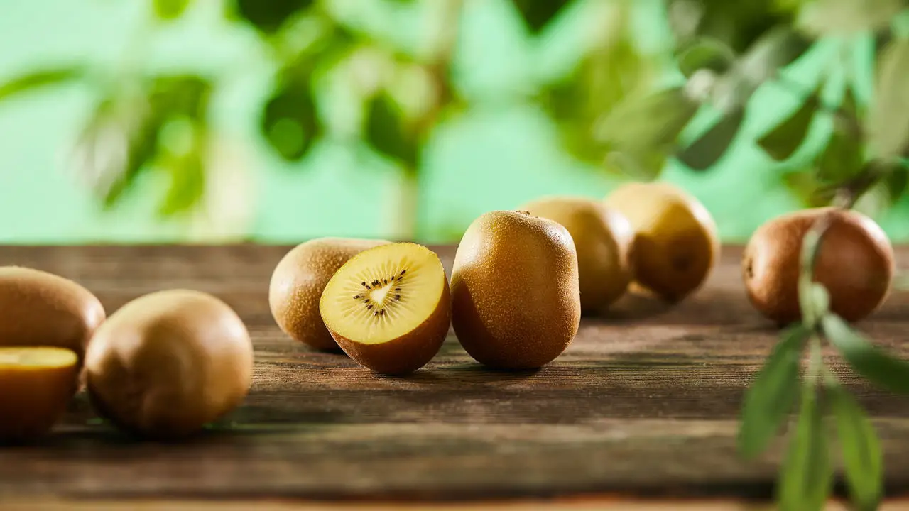 O Segredo para Plantar Kiwi e Ter uma Colheita Abundante