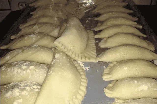 Massa de Pastel Caseira pra fazer sempre aí na sua casa