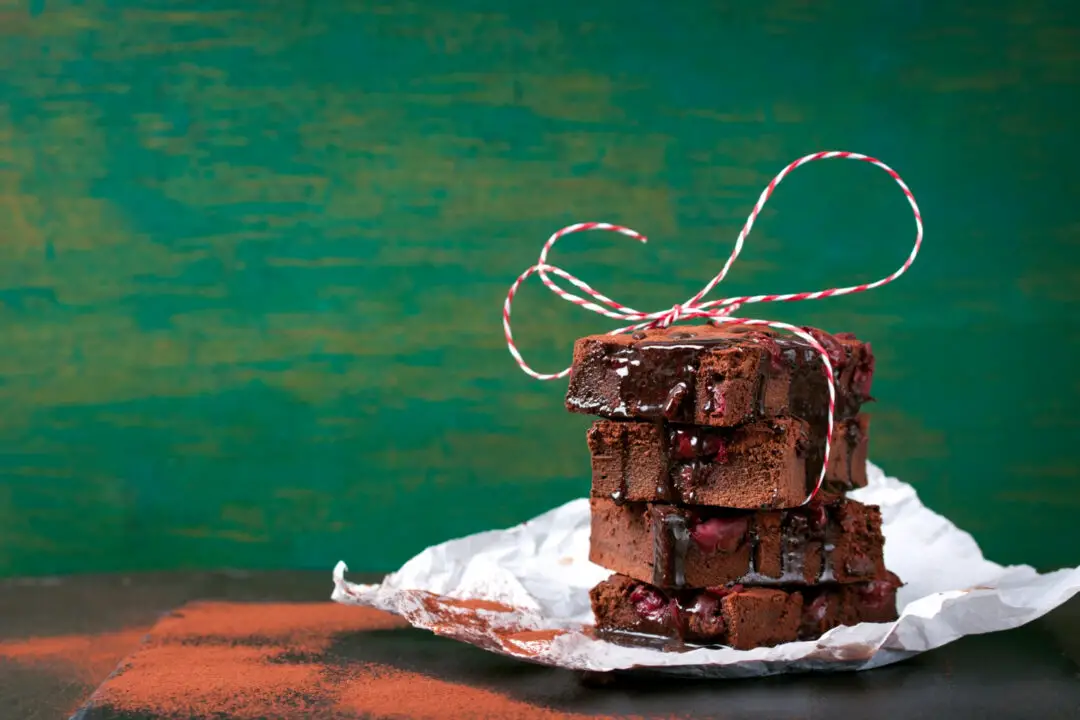 Palha italiana clássica com brigadeiro cremoso e biscoito crocante igual às festas de escola