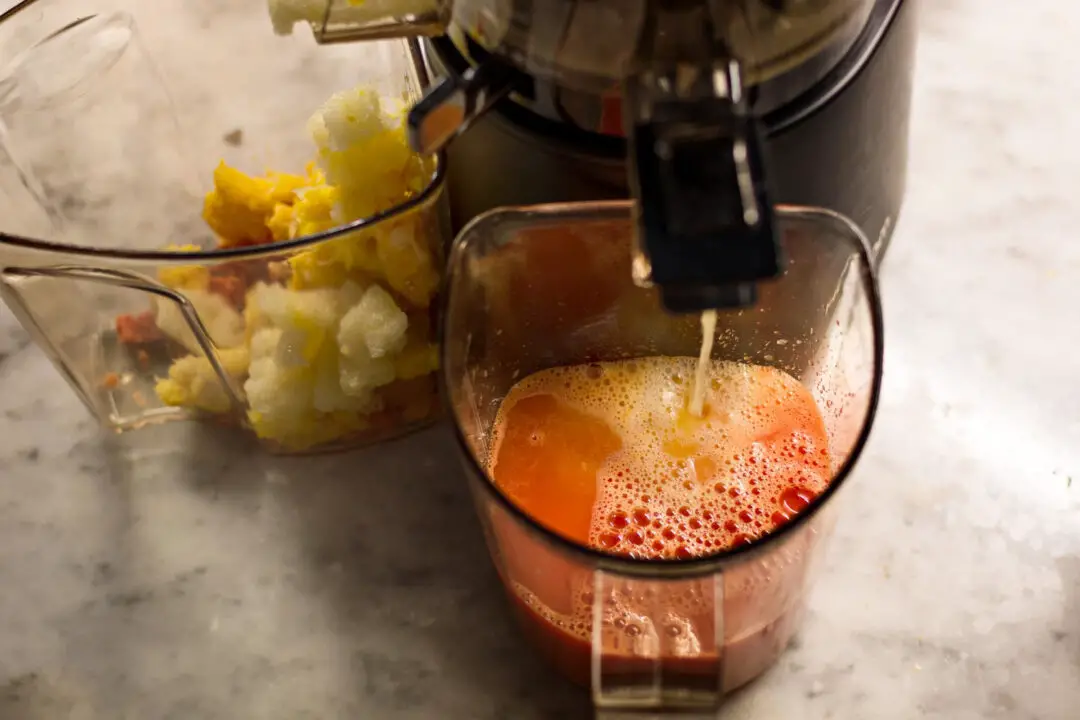 Suco de Maçã no Liquidificador com Sabor Leve e Toque de Cuidado Caseiro