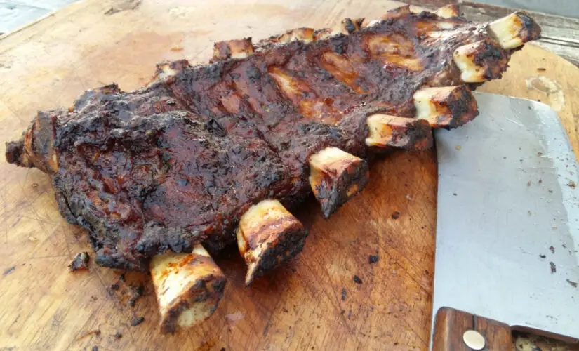 Costela Assada com Sabor de Churrasco em Casa e Almoço de Domingo com a Família